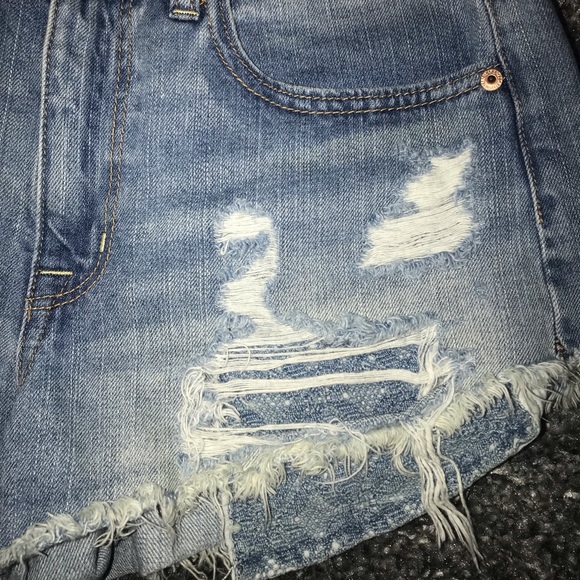 American Eagle Shorts - Picture 2 of 3